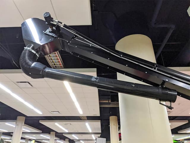 Image of Travis HSC240XC equipment image 4