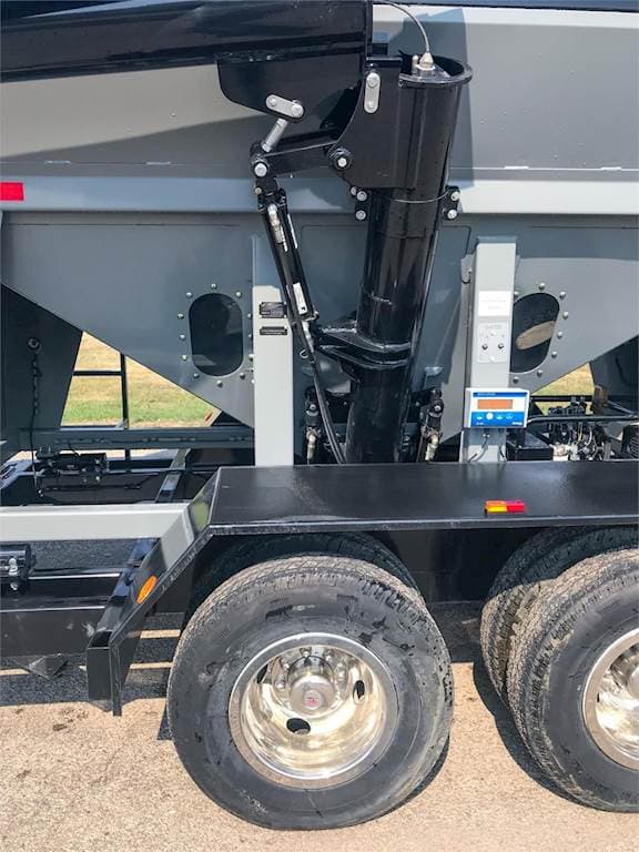 Image of Travis HSC375XGN equipment image 4