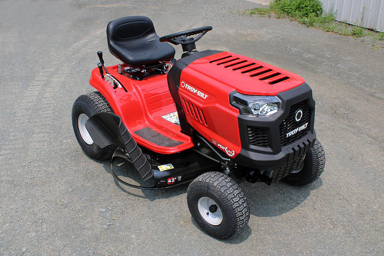 Troy bilt 42 inch lawn online tractor