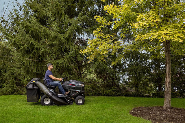 Image of Troy Bilt Super Bronco XP equipment image 4