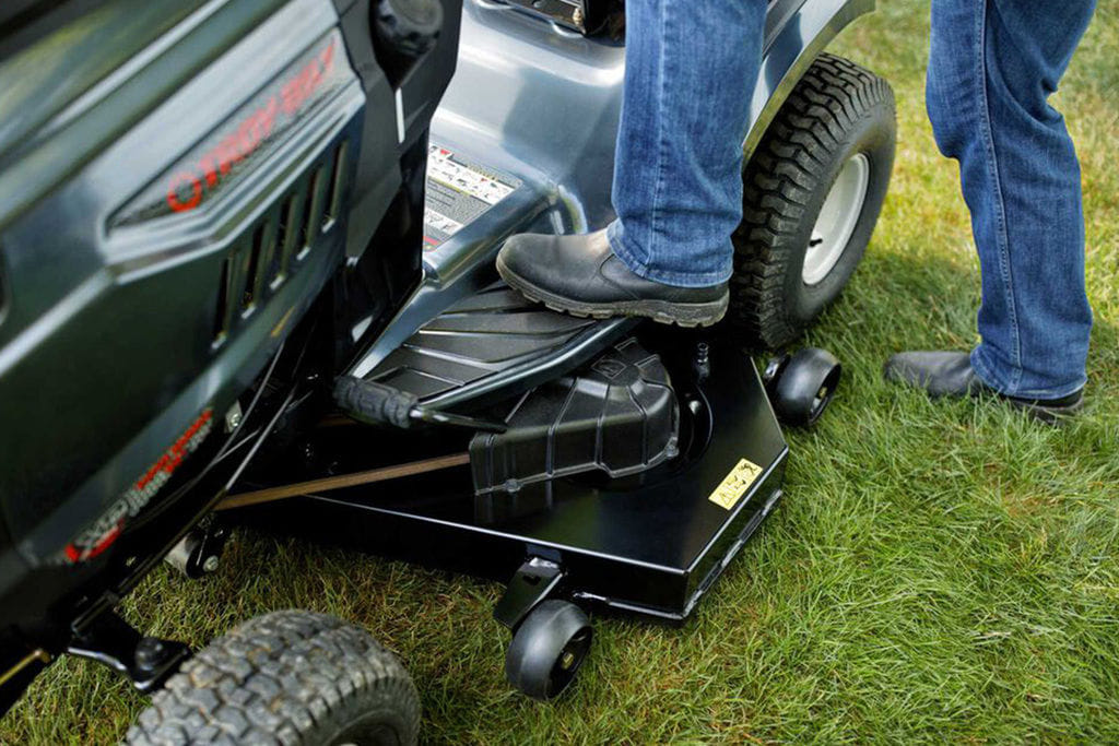 2023 Troy Bilt Super Bronco Equipment Image0
