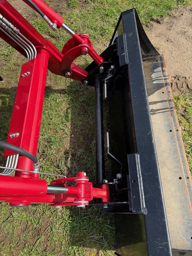 Image of TYM 2515H equipment image 4