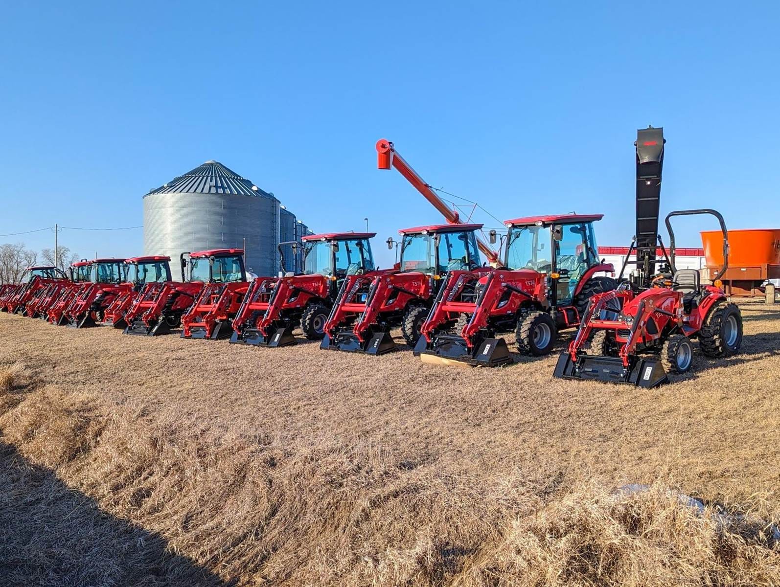 2024 TYM T224 Equipment Image0