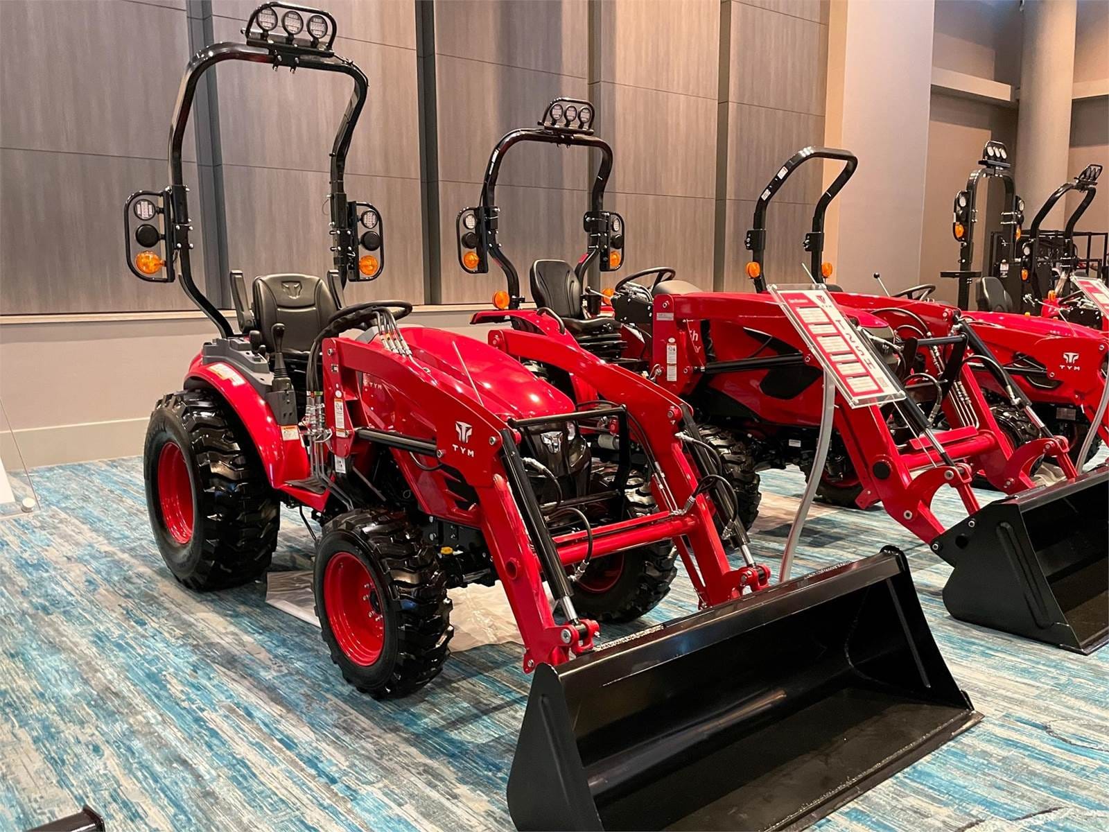 2024 TYM T25 Equipment Image0