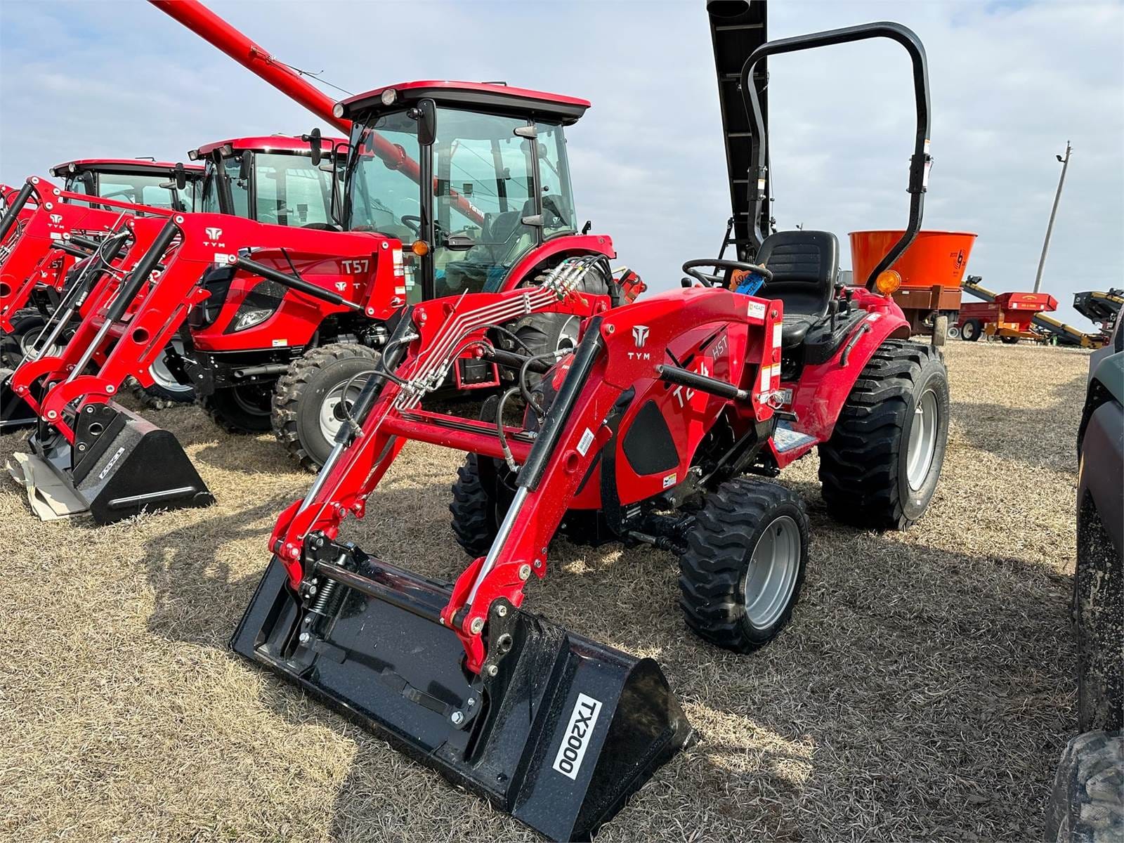 2024 TYM T264 HST Equipment Image0