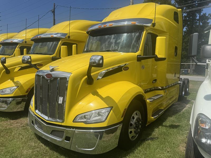 Image of Peterbilt 579 Primary image