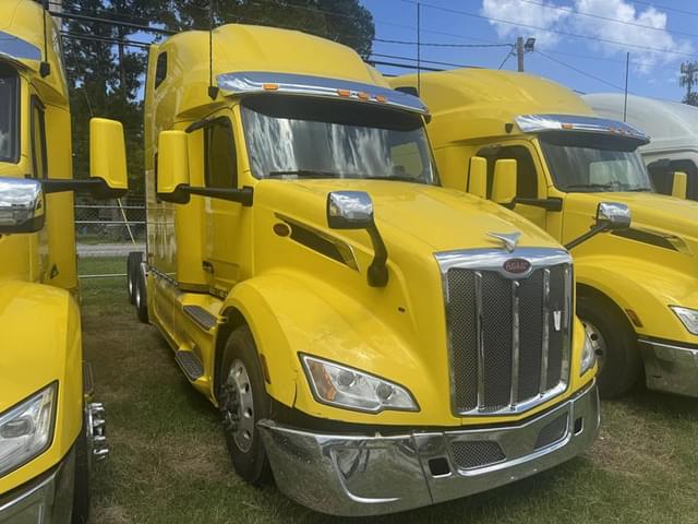 Image of Peterbilt 579 equipment image 1