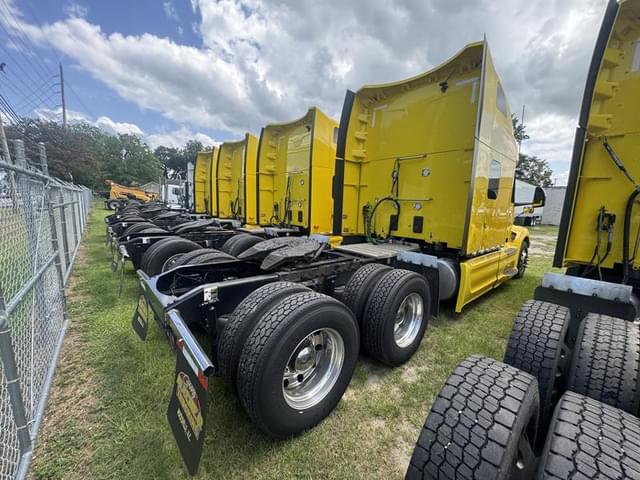 Image of Peterbilt 579 equipment image 2