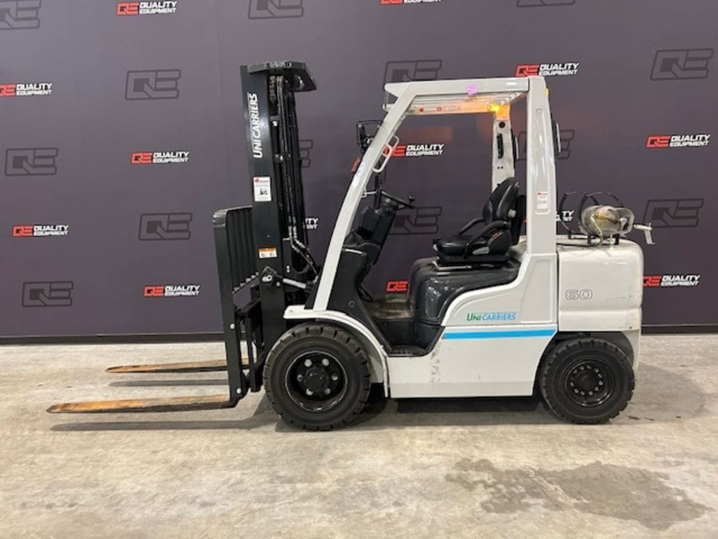 2023 Unicarriers PF60 Equipment Image0
