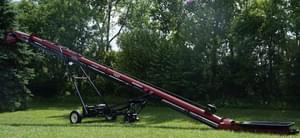 2023 Universal 1547 FIELD LOADER SELF-PROPELLED GAS SD Image