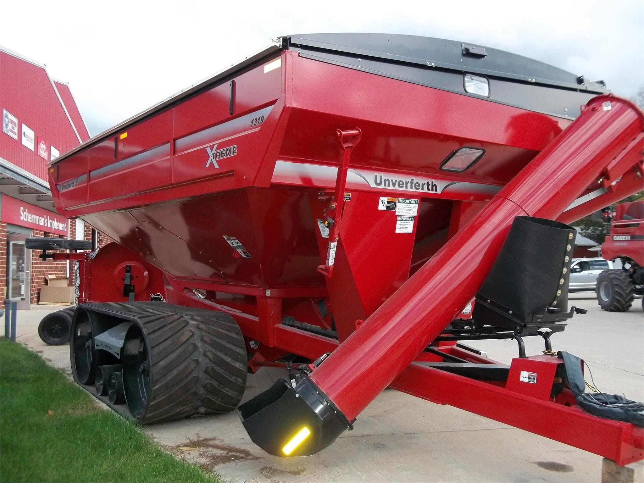 Main image Unverferth 1319