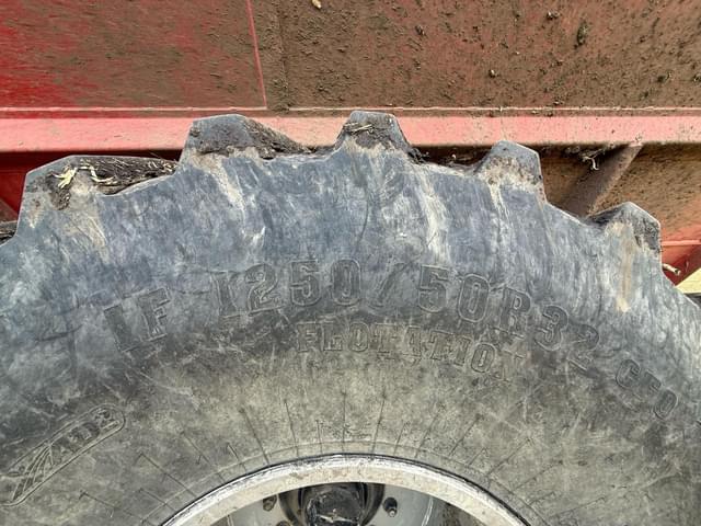 Image of Unverferth 1320 equipment image 4