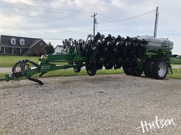 Image of Unverferth Raptor 2030DT equipment image 1