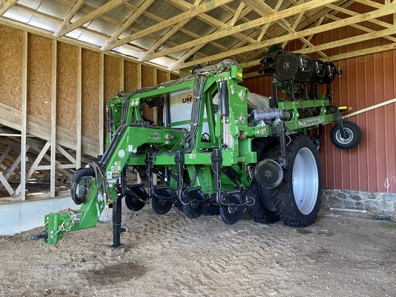 Main image Unverferth Nutrimax 2600