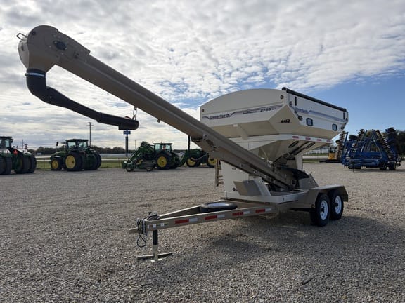 2023 Unverferth 2755XL Equipment Image0