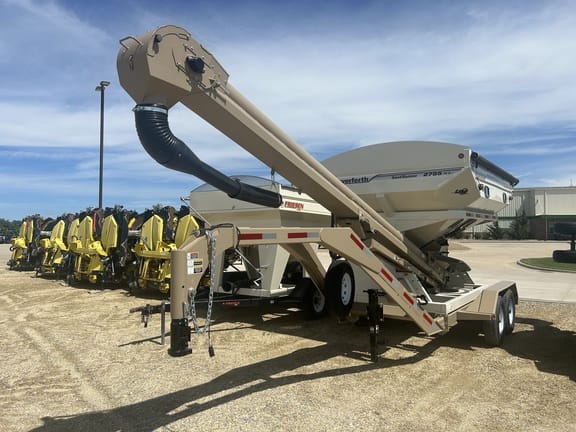 2023 Unverferth 2755XL Equipment Image0