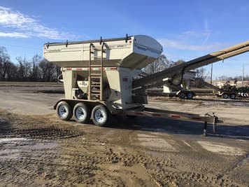 Main image Unverferth Seed Runner 3755