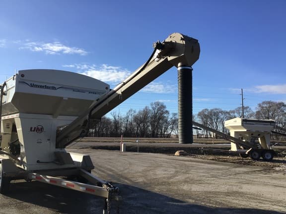 Image of Unverferth Seed Runner 3755 equipment image 1