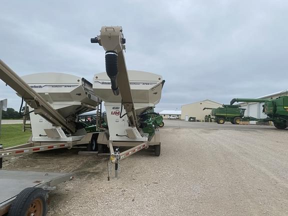 Image of Unverferth Seed Runner 3755XL equipment image 2