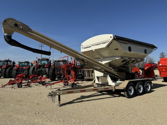 Image of Unverferth Seed Runner 3755XL equipment image 1