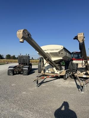 2023 Unverferth Seed Runner 3755XL Image