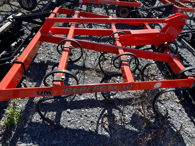 Image of Unverferth Perfecta equipment image 3