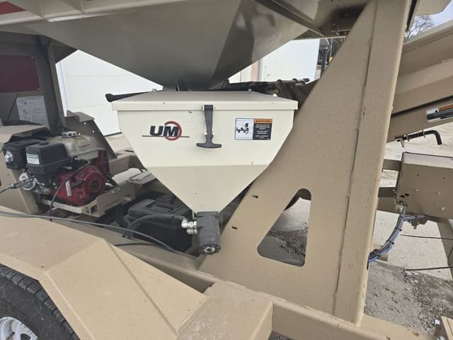 Image of Unverferth 410XL equipment image 3