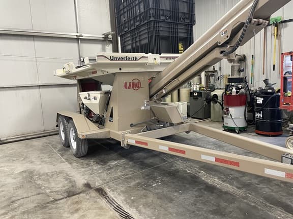 Image of Unverferth 410XL equipment image 2