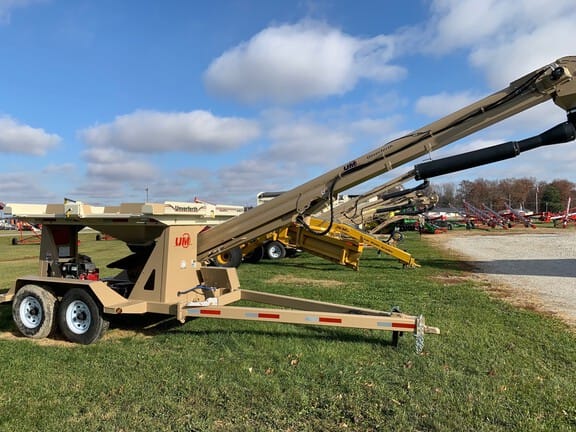 2023 Unverferth 410XL Equipment Image0