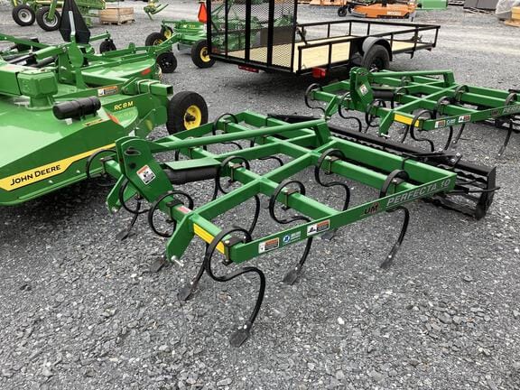 2023 Unverferth Perfecta 10 Equipment Image0