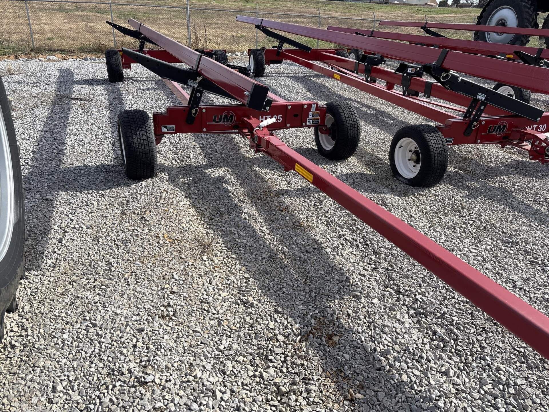 2023 Unverferth HT25 Equipment Image0