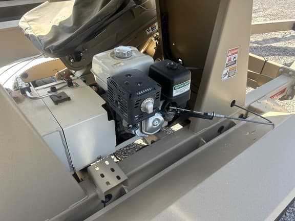 Image of Unverferth Seed Pro 210 equipment image 1
