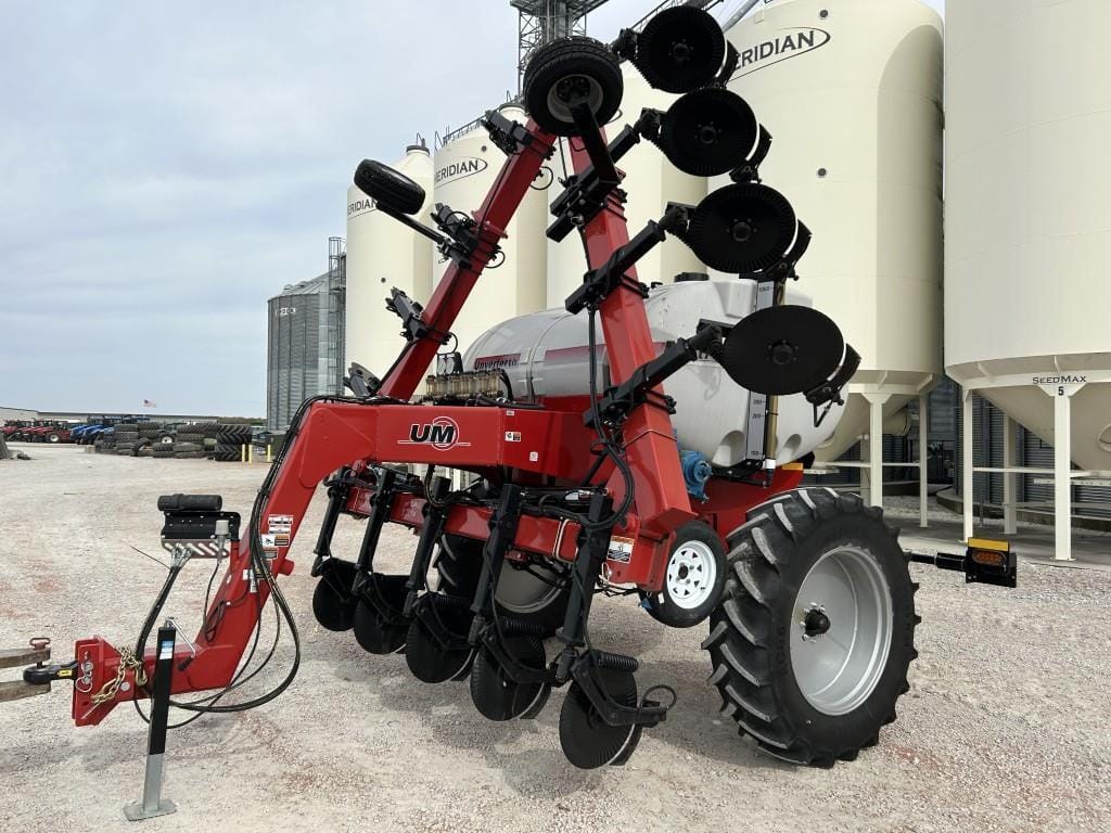 2023 Unverferth Nutrimax 1000 Equipment Image0