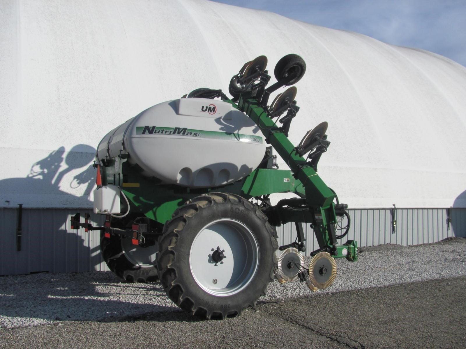 2023 Unverferth Nutrimax 1000 Equipment Image0
