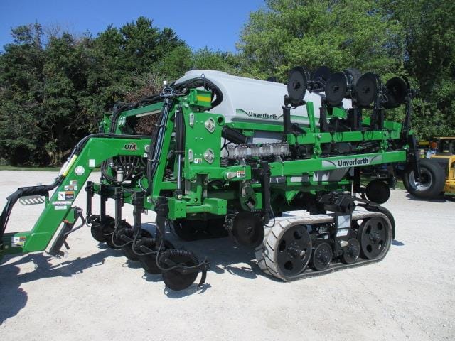 2023 Unverferth Nutrimax 2600 Equipment Image0