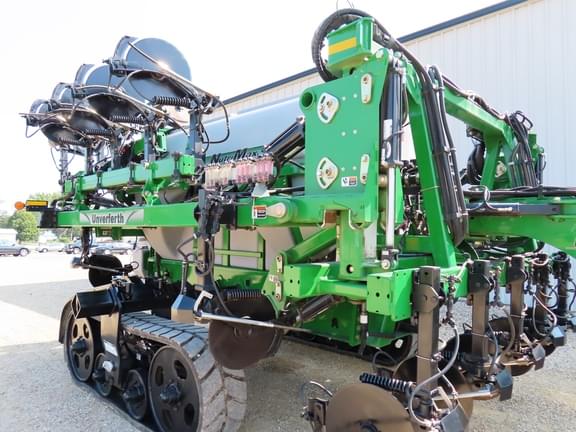 Image of Unverferth Nutrimax 2600 equipment image 2