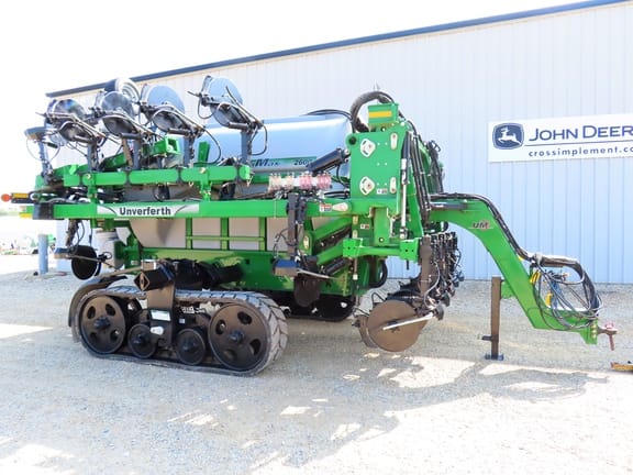 2023 Unverferth Nutrimax 2600 Equipment Image0