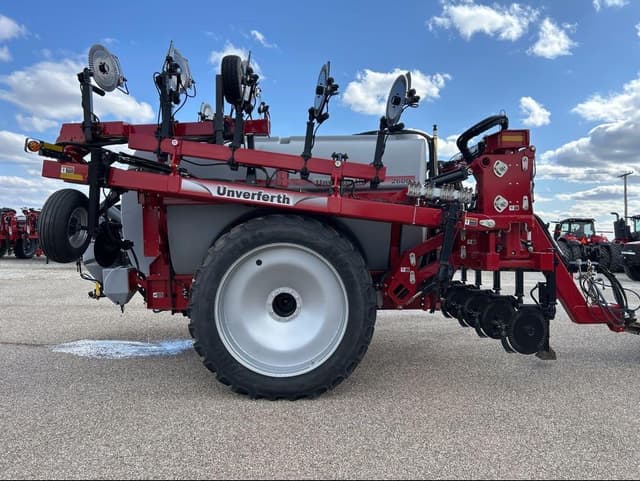 Image of Unverferth Nutrimax 2600 equipment image 1