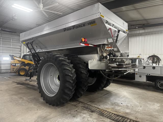 Image of Unverferth Pro Force 1850 equipment image 1