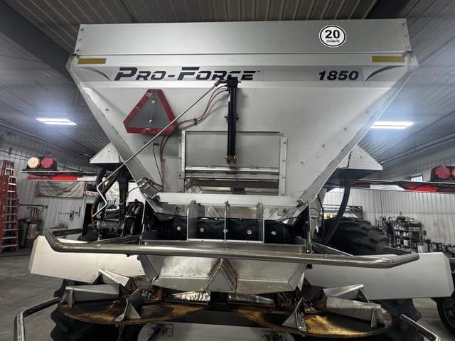 Image of Unverferth Pro Force 1850 equipment image 4