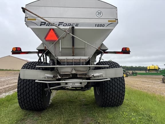 Image of Unverferth Pro Force 1850 equipment image 3