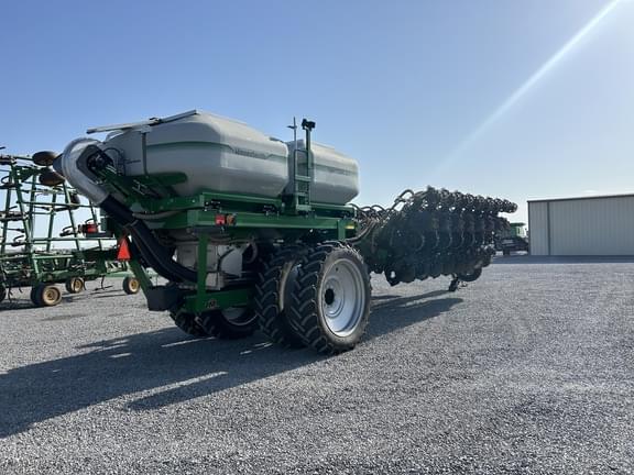 Image of Unverferth Raptor 2030DT equipment image 4
