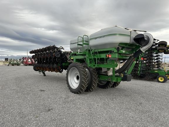 Image of Unverferth Raptor 2030DT equipment image 2