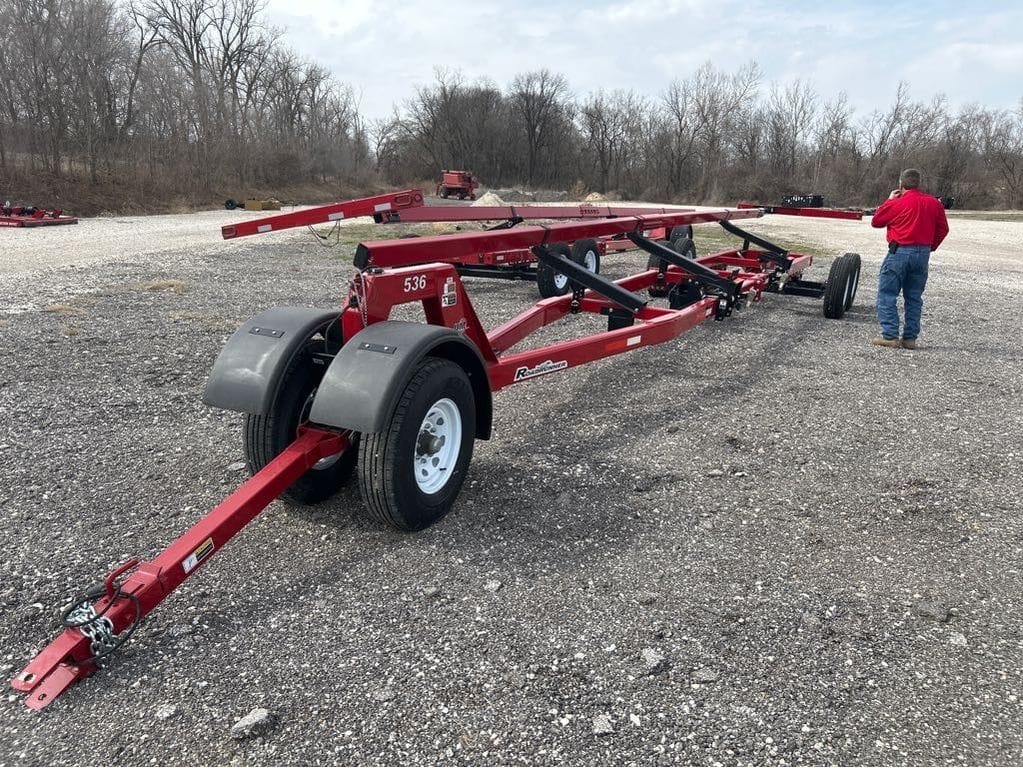 2023 Unverferth Roadrunner 536 Equipment Image0