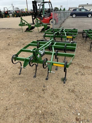 2023 Unverferth Perfecta 10 Equipment Image0