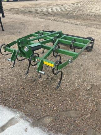 2023 Unverferth Perfecta 10 Equipment Image0