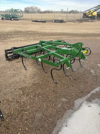 2023 Unverferth Perfecta 10 Equipment Image0