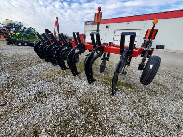 Image of Unverferth Zone-Builder 132 equipment image 4