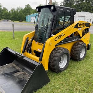 2023 Gehl V270 Image