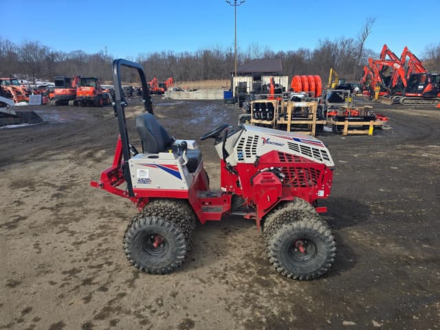 Image of Ventrac 4520N equipment image 3